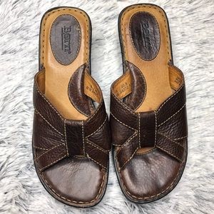Born Womens Brown Sandals Size 9
